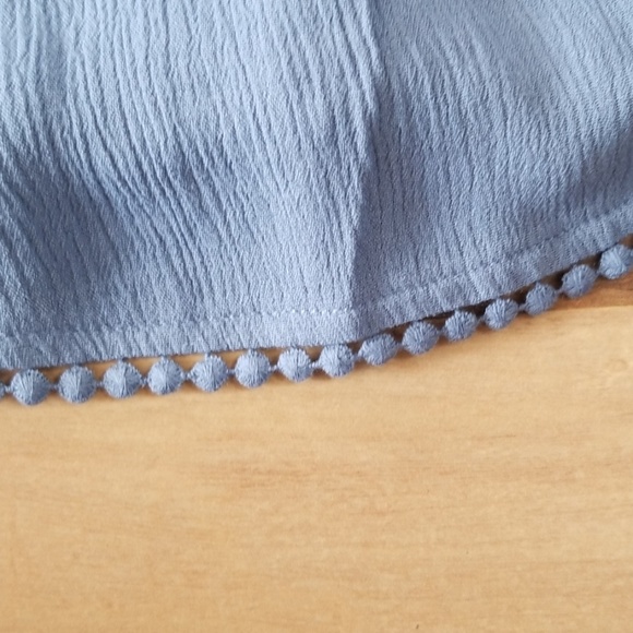 Cold shoulder top - Picture 3 of 8